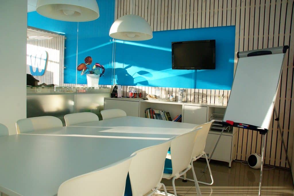 Salle de réunion dans une startup
