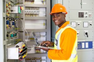 Découvrez comment mettre en place une gestion d'intervention efficace pour assurer une transition en douceur et une conduite du changement réussie.