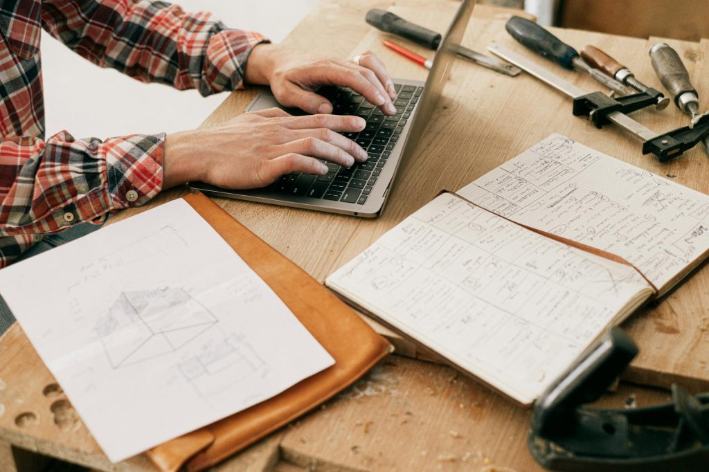 Business plan artisan : modèle complet et guide 2026