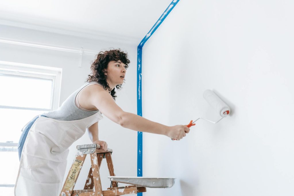 Ouvrir une entreprise de peinture en bâtiment : guide complet 2026